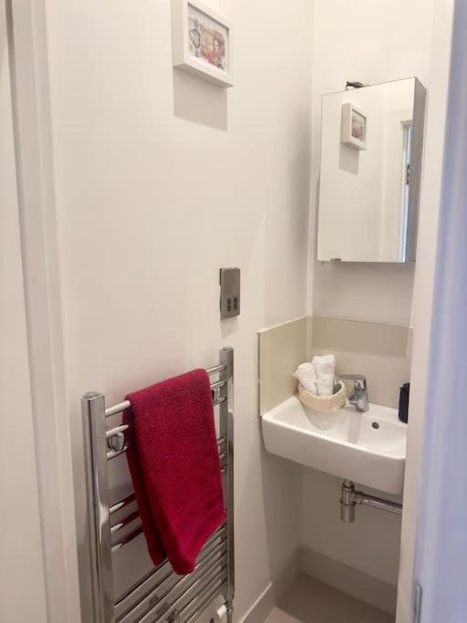 Enchanting 2brgarden Flat * London