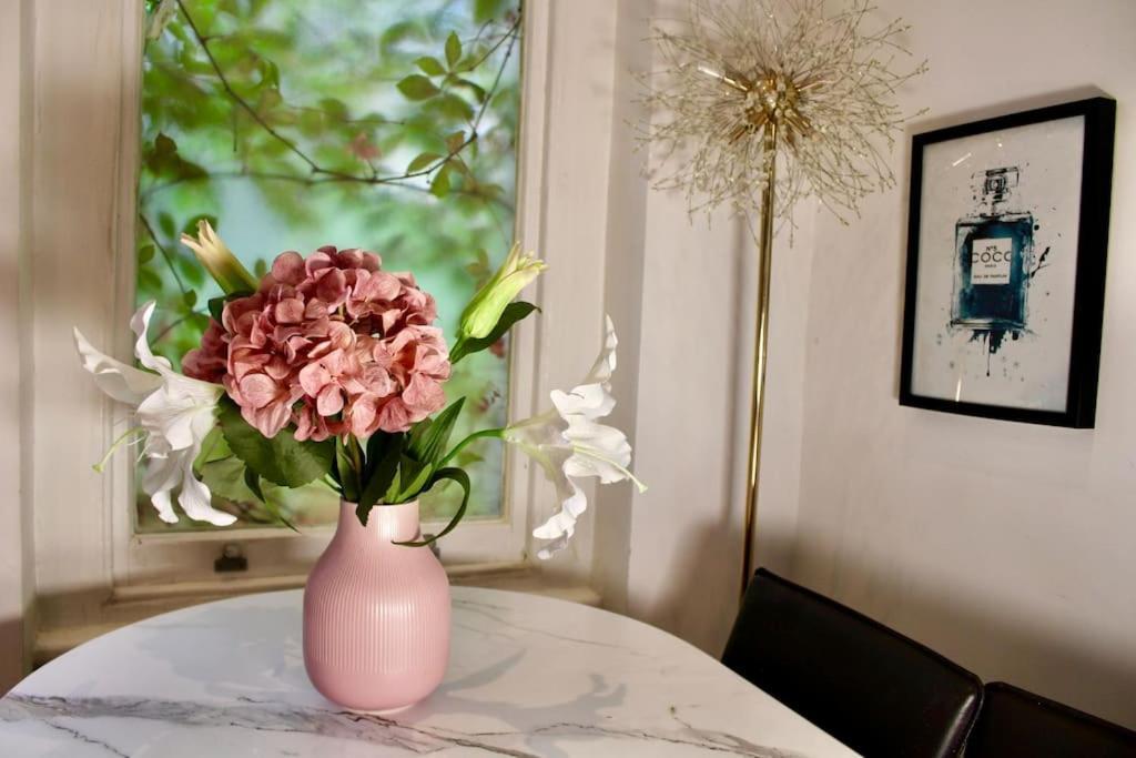 Enchanting 2brgarden Flat Apartment London